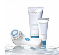 The Clarisonic Mia 2 Deep Pore Detoxifying Set